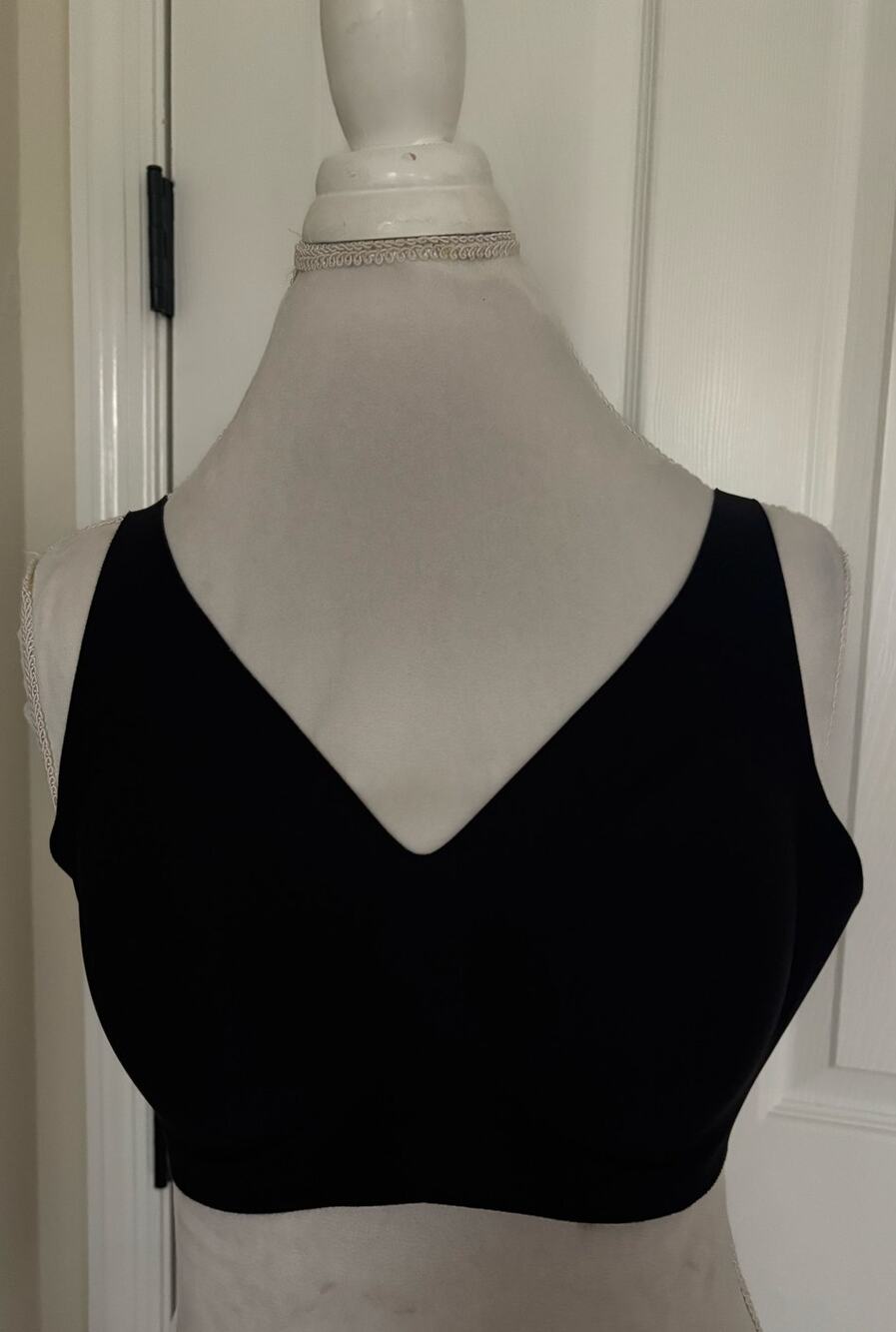 Knix Wireless Bra Black Size XXL V-Neck